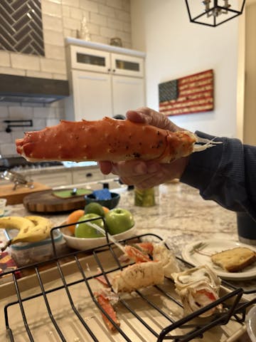 Super Colossal Red King Crab Legs photo review